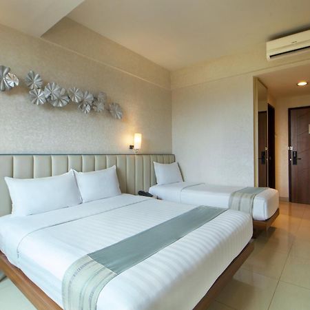 Solaris Hotel Маланг Экстерьер фото