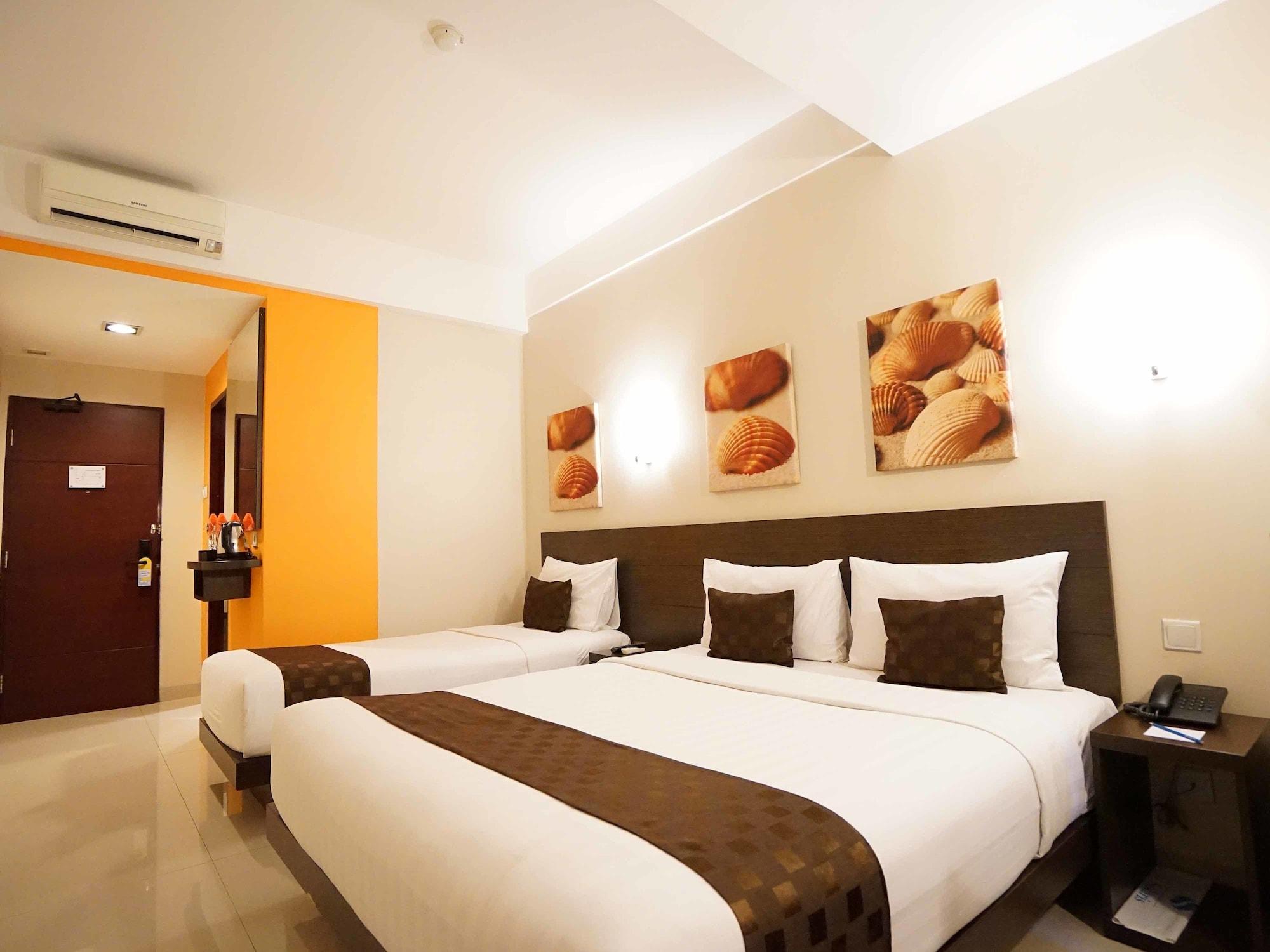 Solaris Hotel Маланг Экстерьер фото