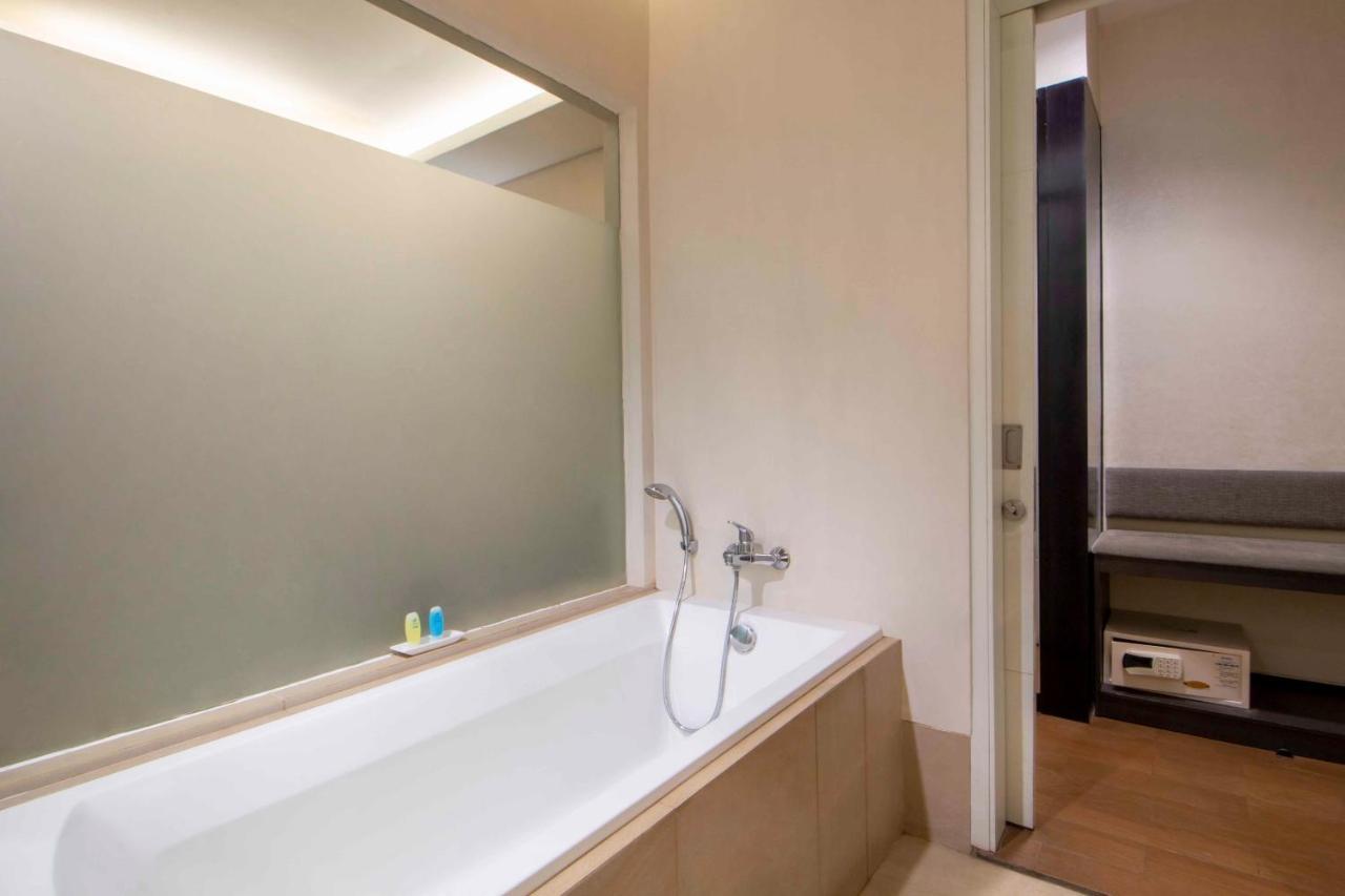Solaris Hotel Маланг Экстерьер фото