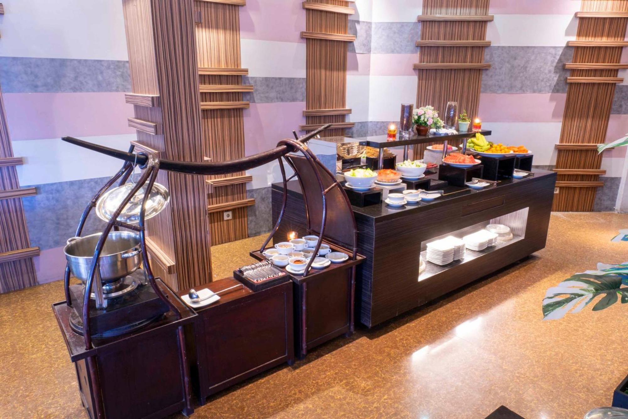 Solaris Hotel Маланг Экстерьер фото