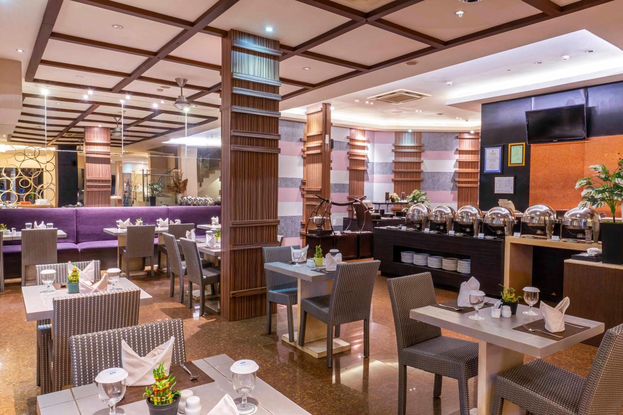 Solaris Hotel Маланг Экстерьер фото