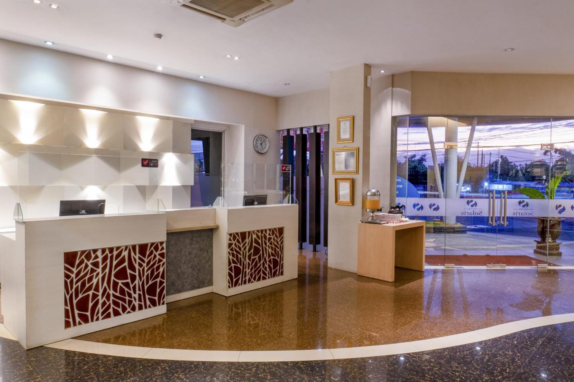 Solaris Hotel Маланг Экстерьер фото
