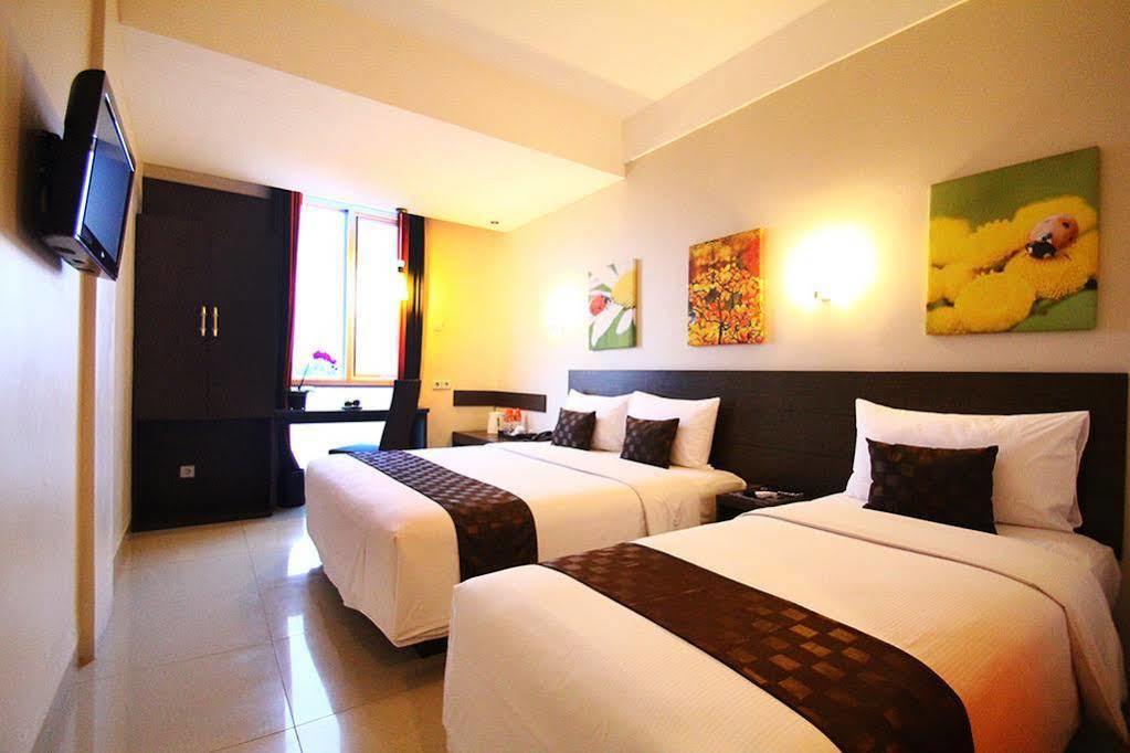 Solaris Hotel Маланг Экстерьер фото